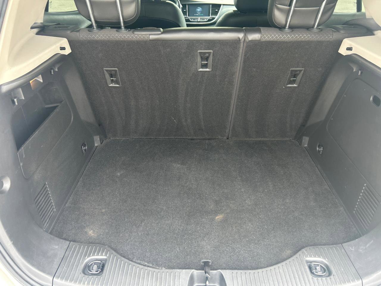 Used 2020 Buick Encore Preferred w/ Safety Package FWD image 21