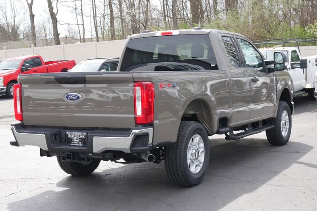 New 2026 Ford F250 XLT w/ FX4 Off-Road Package AWD/4WD image 10