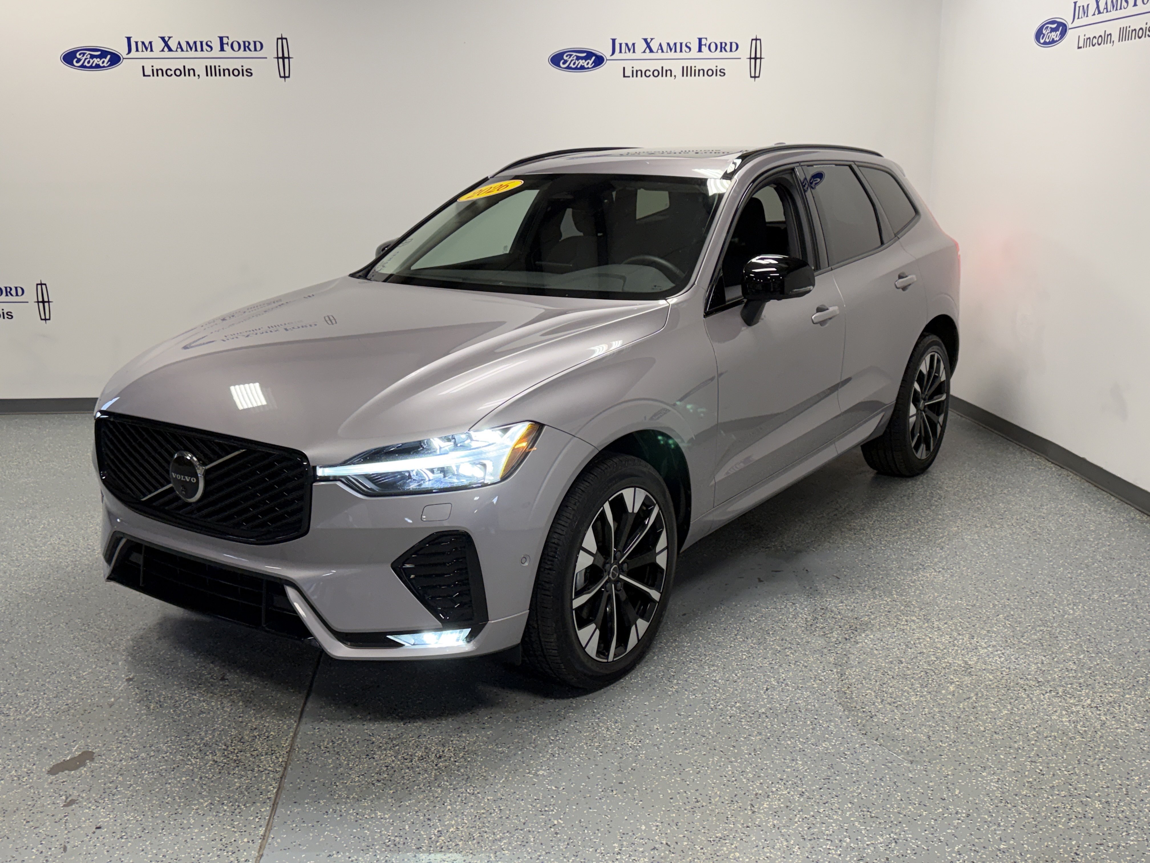 Used 2026 Volvo XC60 B5 Plus AWD/4WD image 3