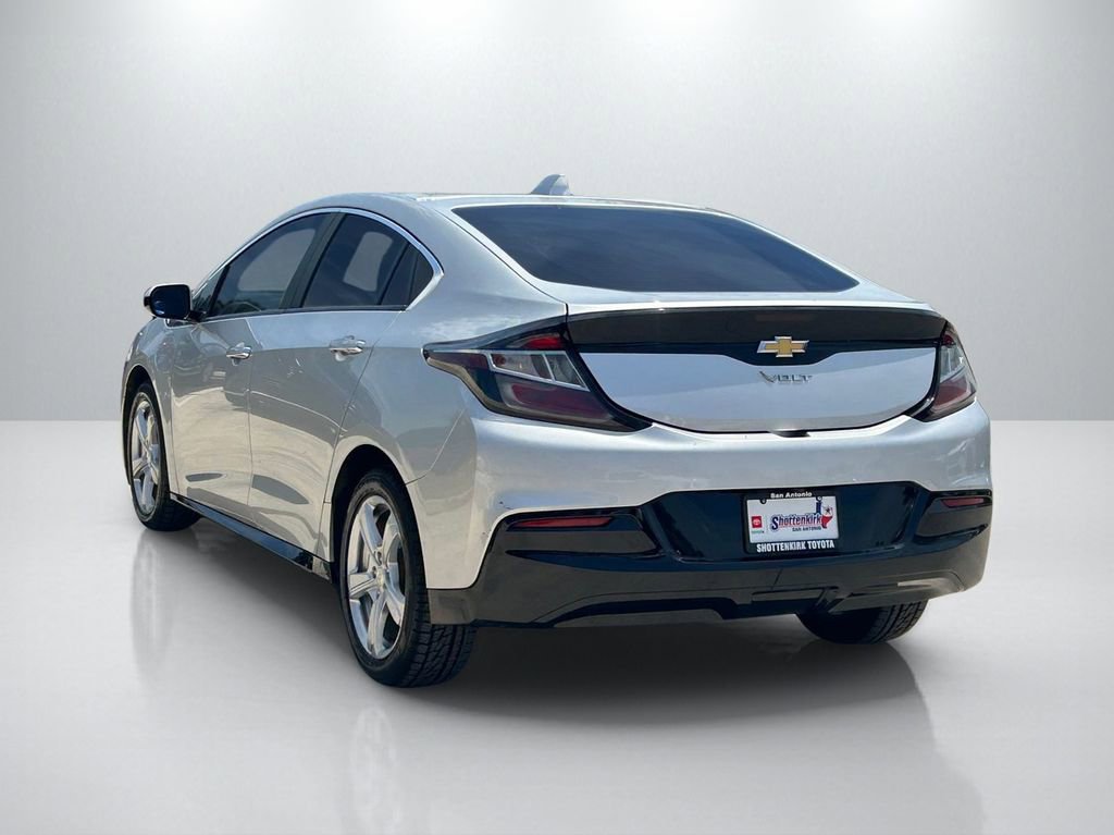 Used 2017 Chevrolet Volt LT FWD image 7