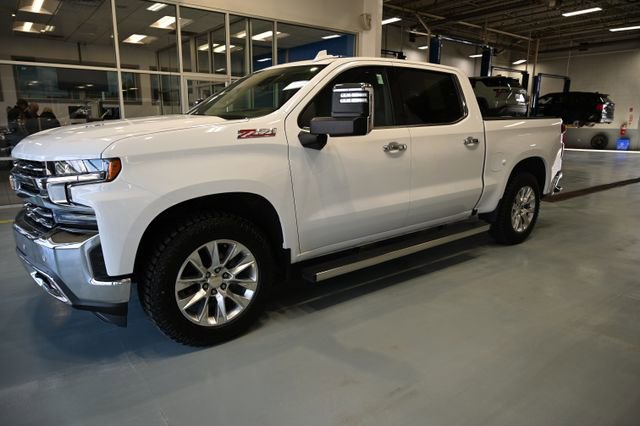 Used 2021 Chevrolet Silverado 1500 LTZ w/ Technology Package image 9
