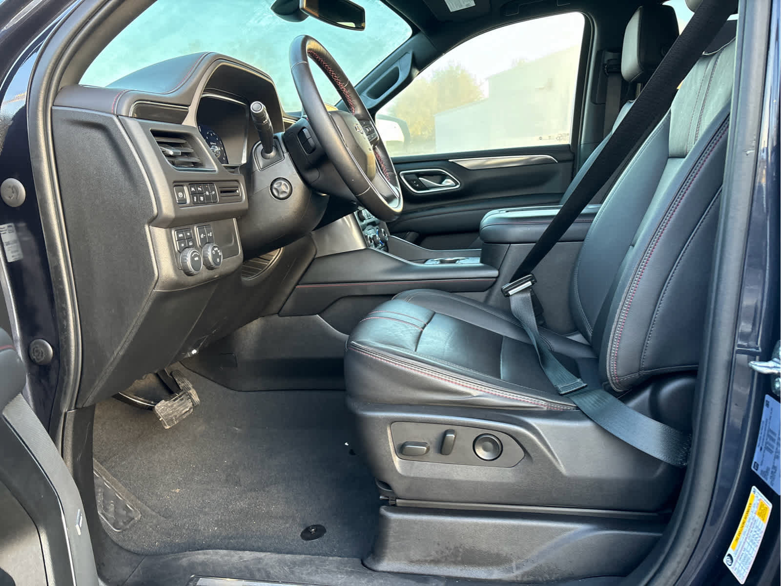 Used 2022 Chevrolet Tahoe RST w/ Luxury Package image 8