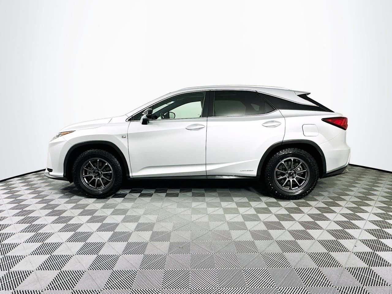 Used 2016 Lexus RX 450h F Sport image 14