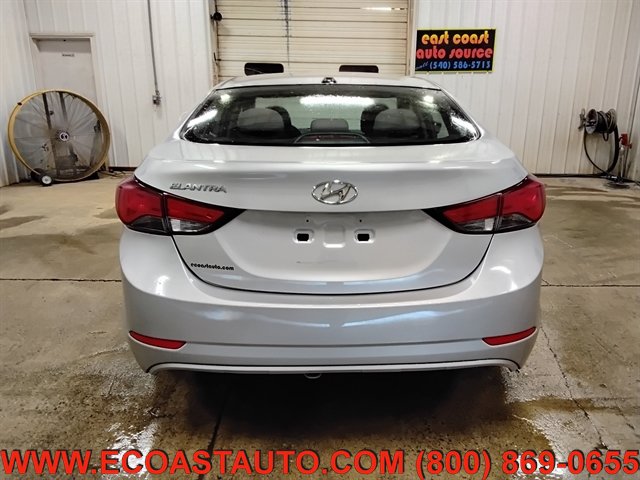 Used 2016 Hyundai Elantra SE FWD image 8