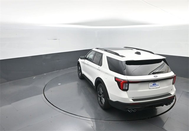 New 2026 Ford Explorer ST w/ Sun And Sound Package image 26