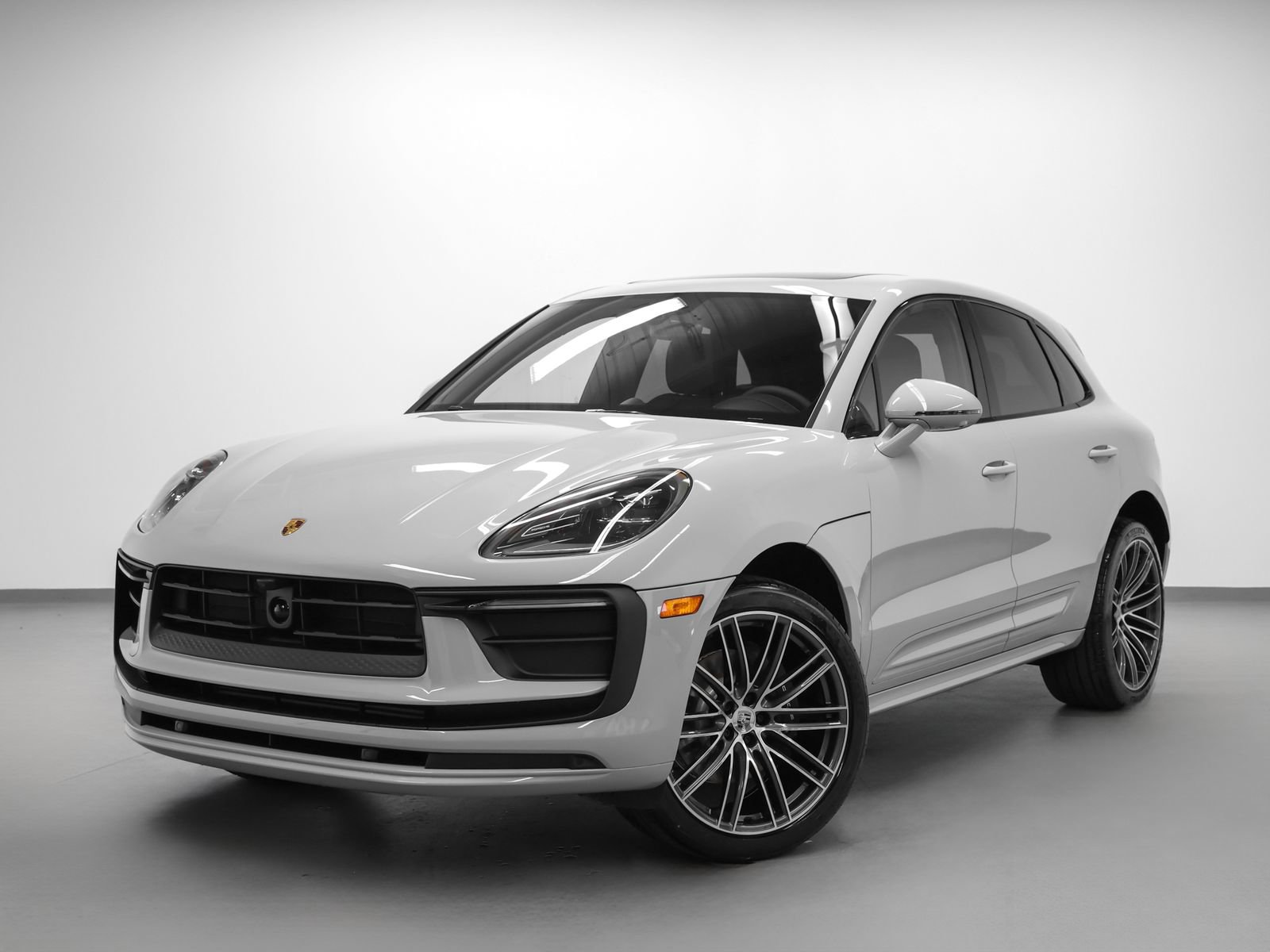 New 2026 Porsche Macan image 6
