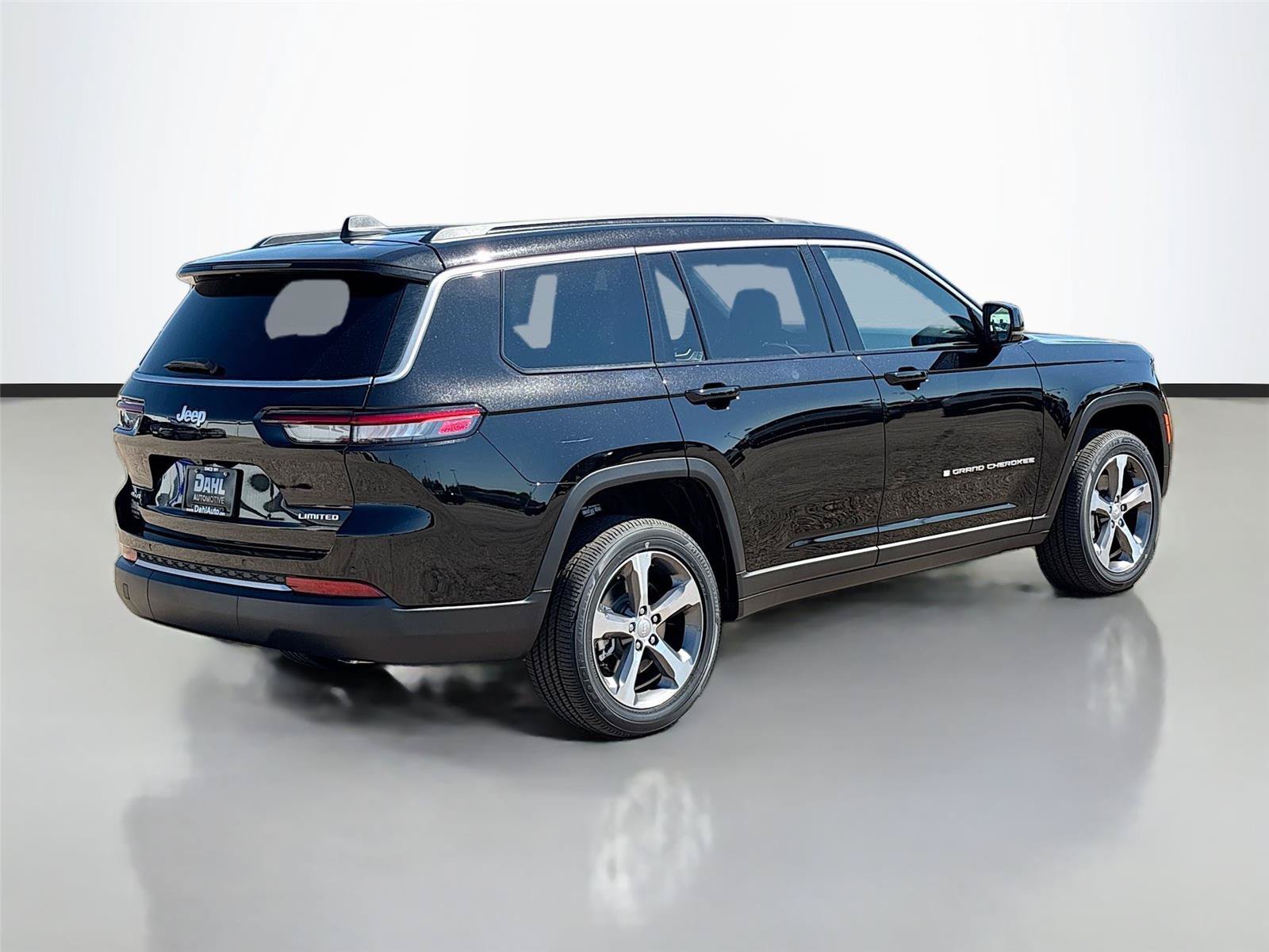 New 2026 Jeep Grand Cherokee L Limited AWD/4WD image 13