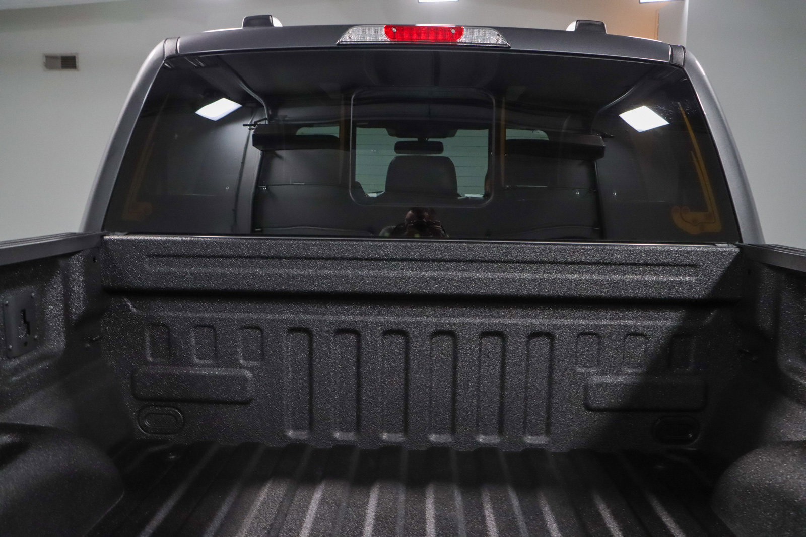 Used 2023 Ford F150 Lariat w/ Equipment Group 502A High image 31