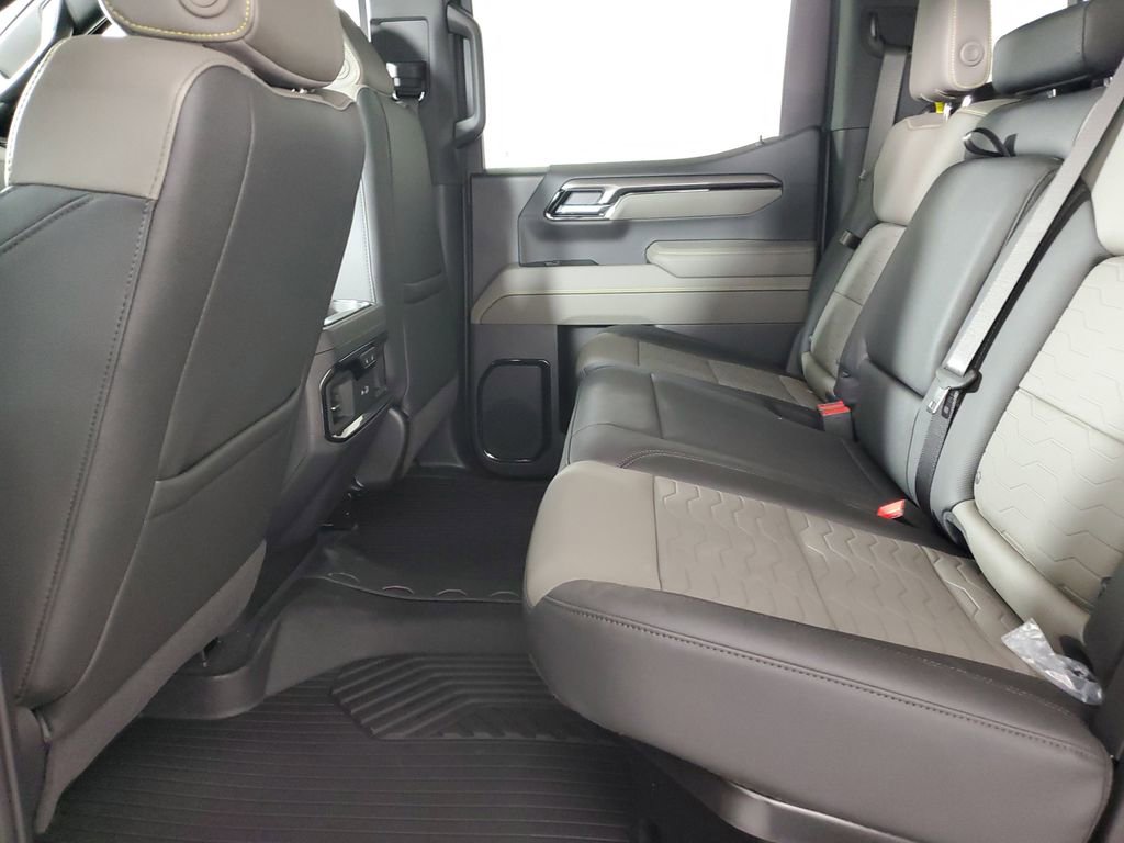 New 2026 Chevrolet Silverado 1500 ZR2 AWD/4WD image 13