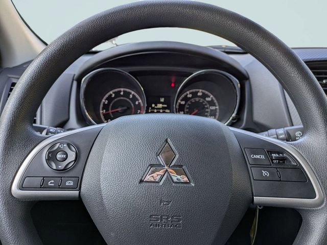 Used 2025 Mitsubishi Outlander Sport ES image 27
