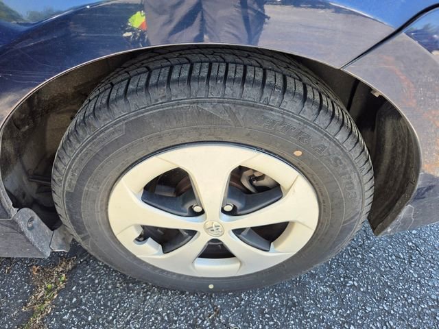 Used 2012 Toyota Prius Three FWD image 6