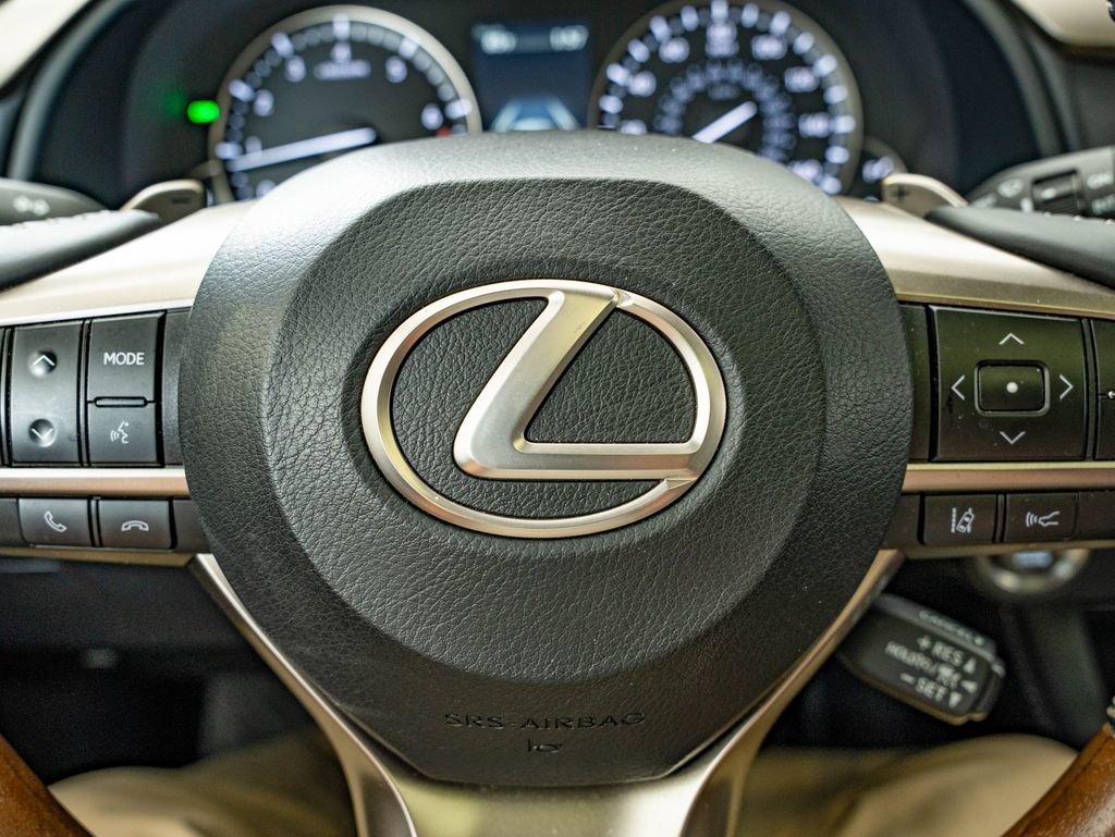 Used 2022 Lexus RX 350L Premium w/ Premium Package AWD/4WD image 31