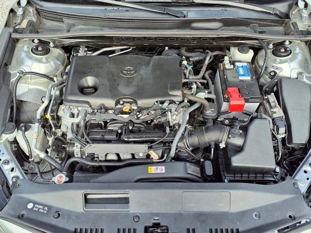 Used 2021 Toyota Camry SE FWD image 31
