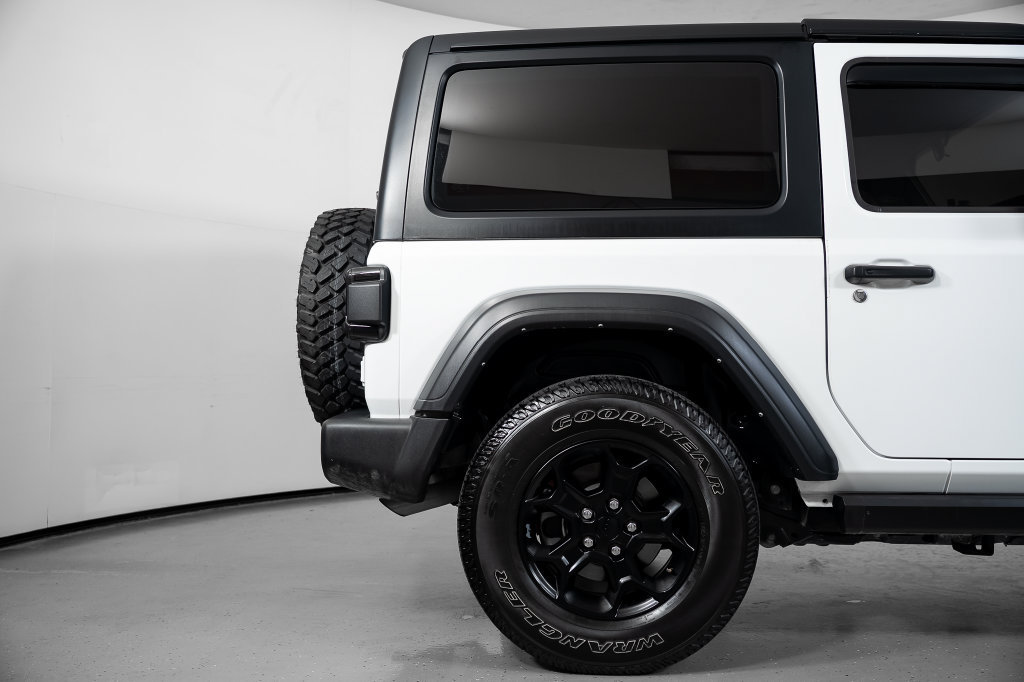 Used 2023 Jeep Wrangler Sport AWD/4WD image 6