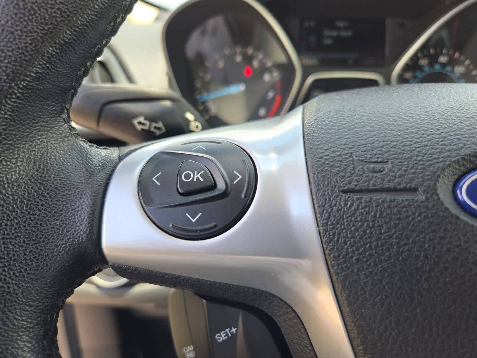 Used 2015 Ford Escape Titanium w/ Equipment Group 301A FWD image 23
