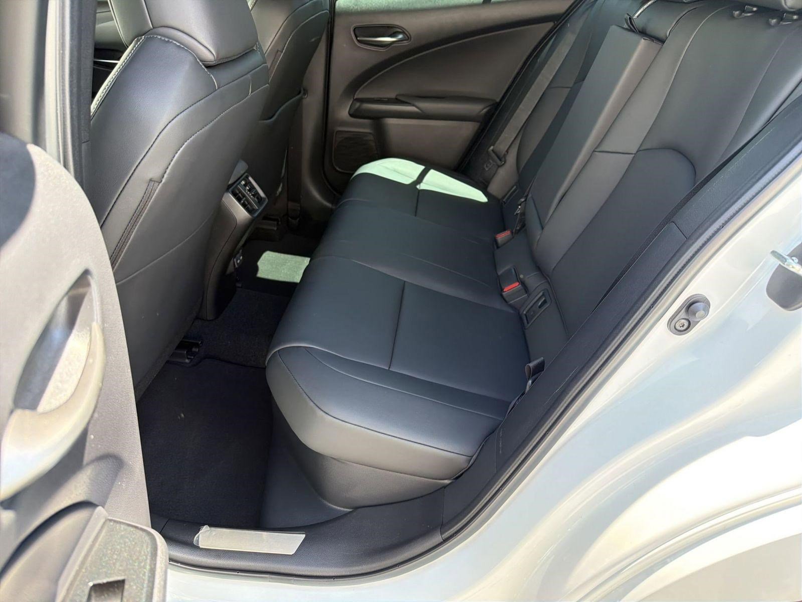 Used 2024 Lexus UX 250h F Sport FWD image 14
