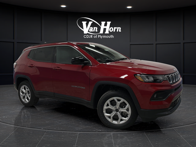 New 2025 Jeep Compass Latitude w/ Sun & Sound Group AWD/4WD image 1