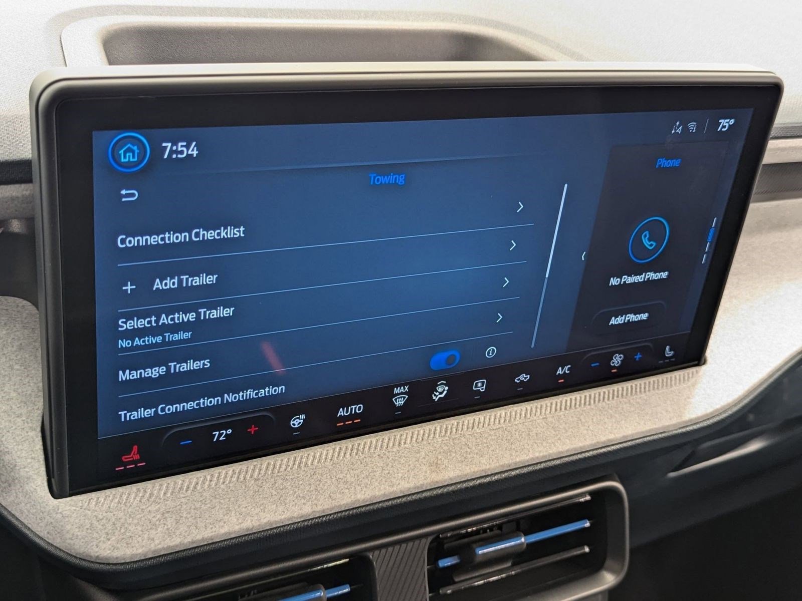 New 2025 Ford Maverick XLT w/ XLT Luxury Package image 31