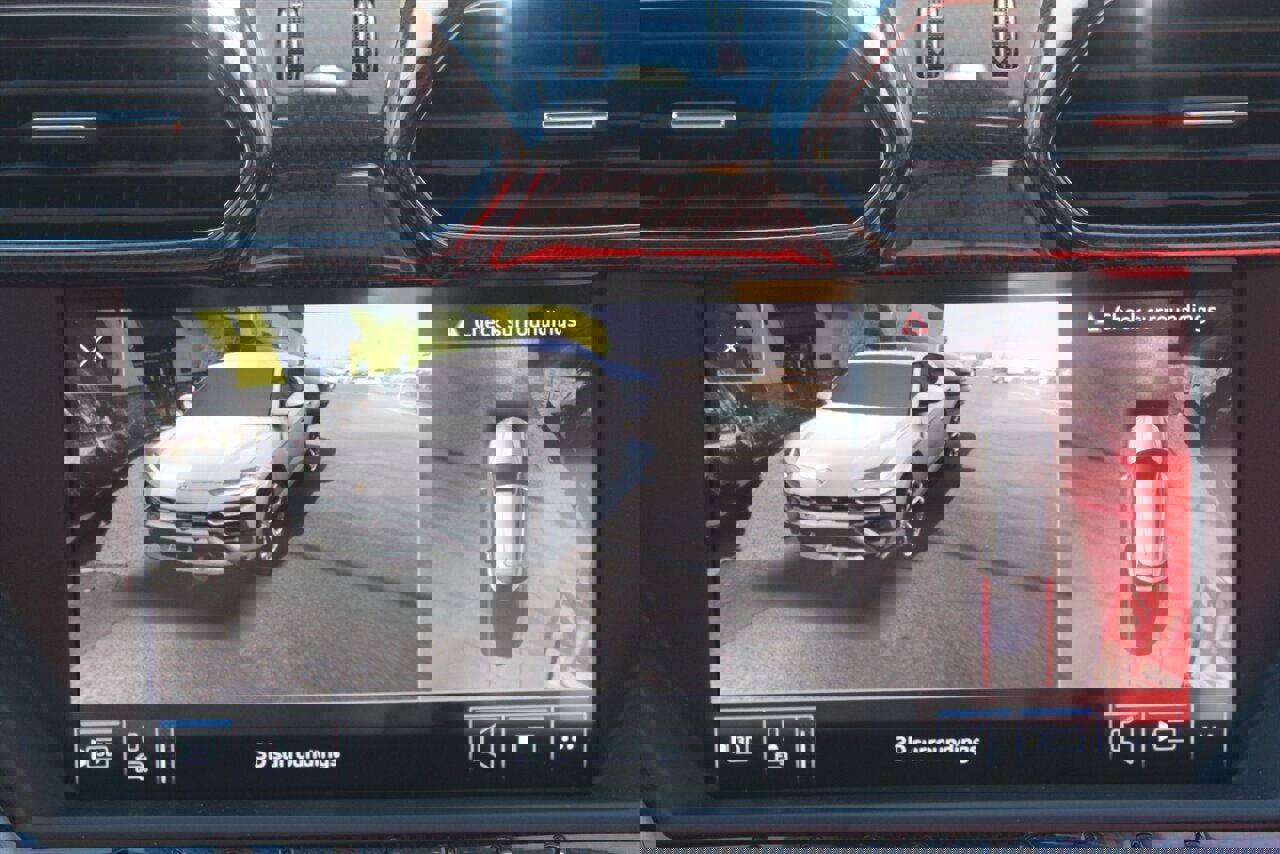 Used 2019 Lamborghini Urus image 12