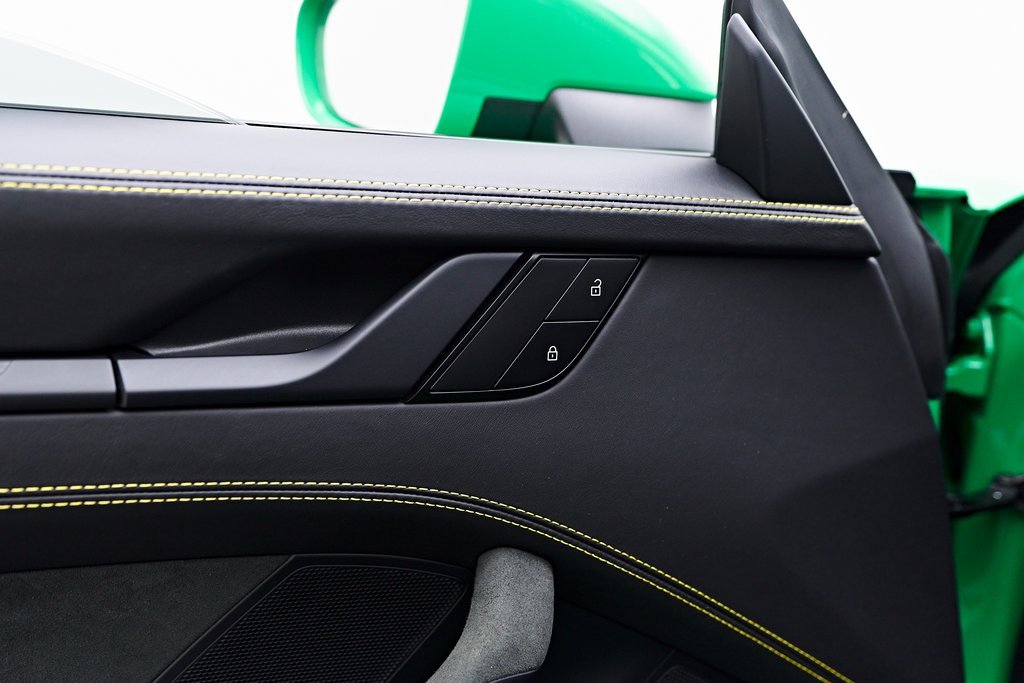 Used 2022 Porsche 911 GT3 image 38