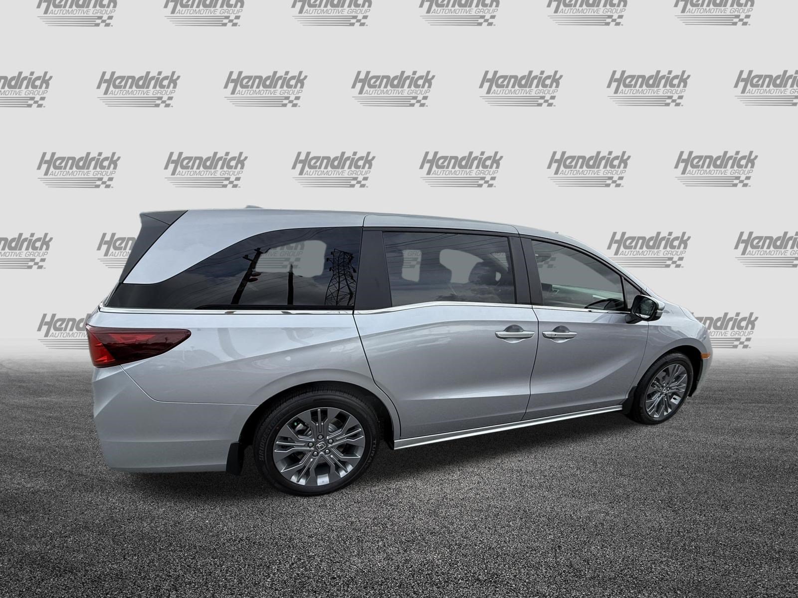 New 2027 Honda Odyssey Touring image 10