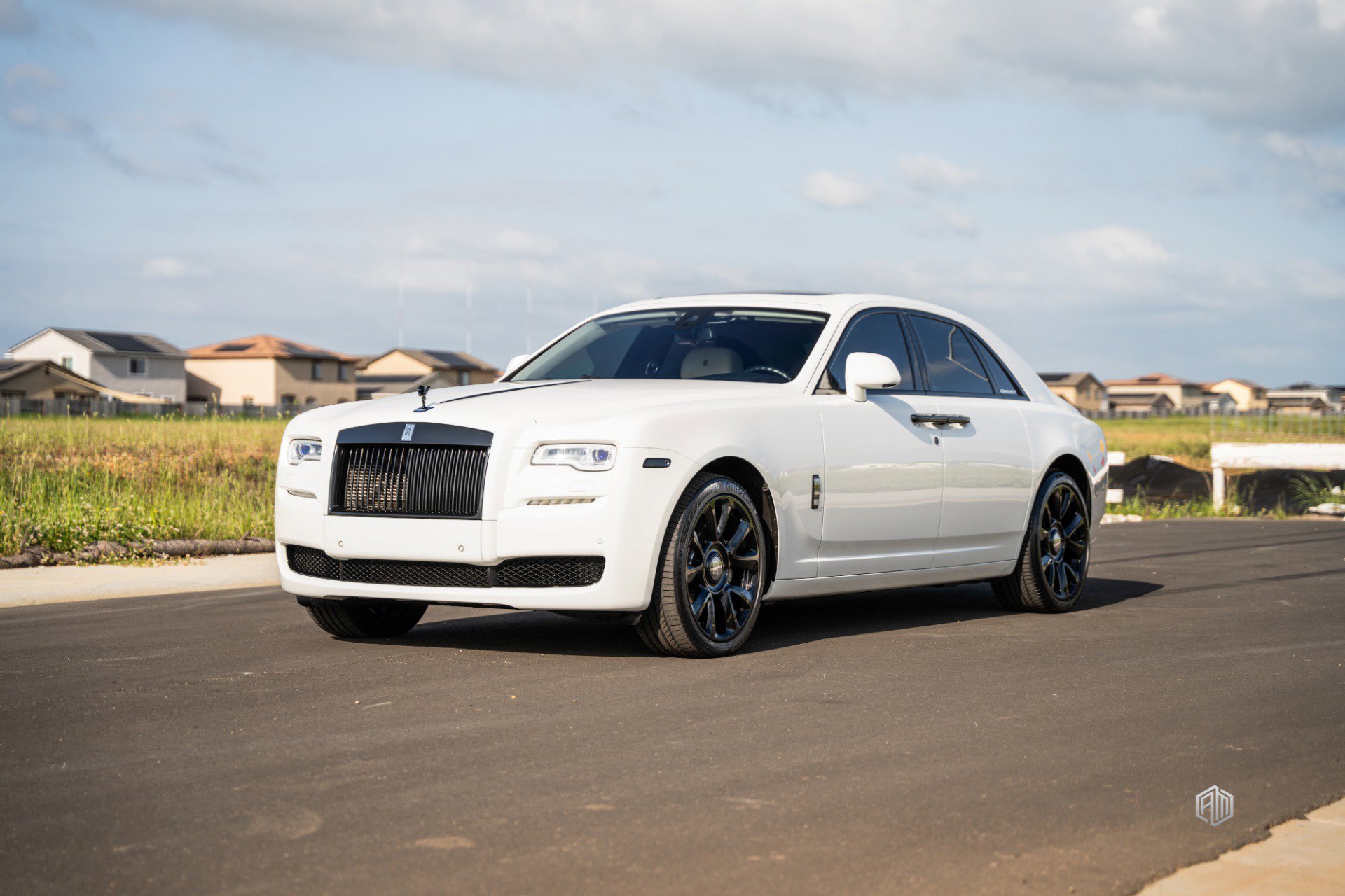 Used 2016 Rolls-Royce Ghost image 3