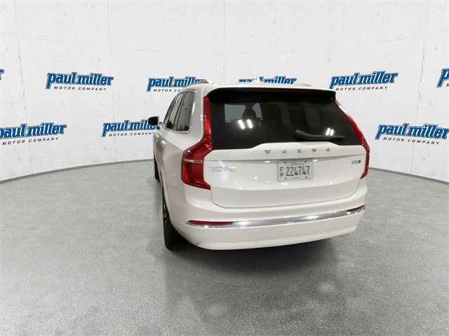Used 2023 Volvo XC90 B5 Plus image 9