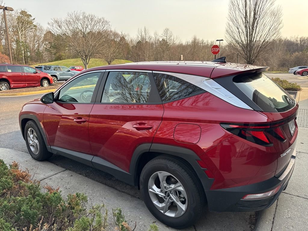 Used 2024 Hyundai Tucson SE image 3