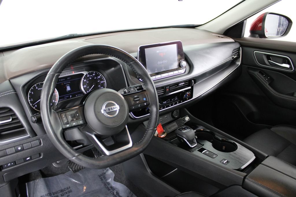 Certified 2021 Nissan Rogue SV w/ Premium Package image 19