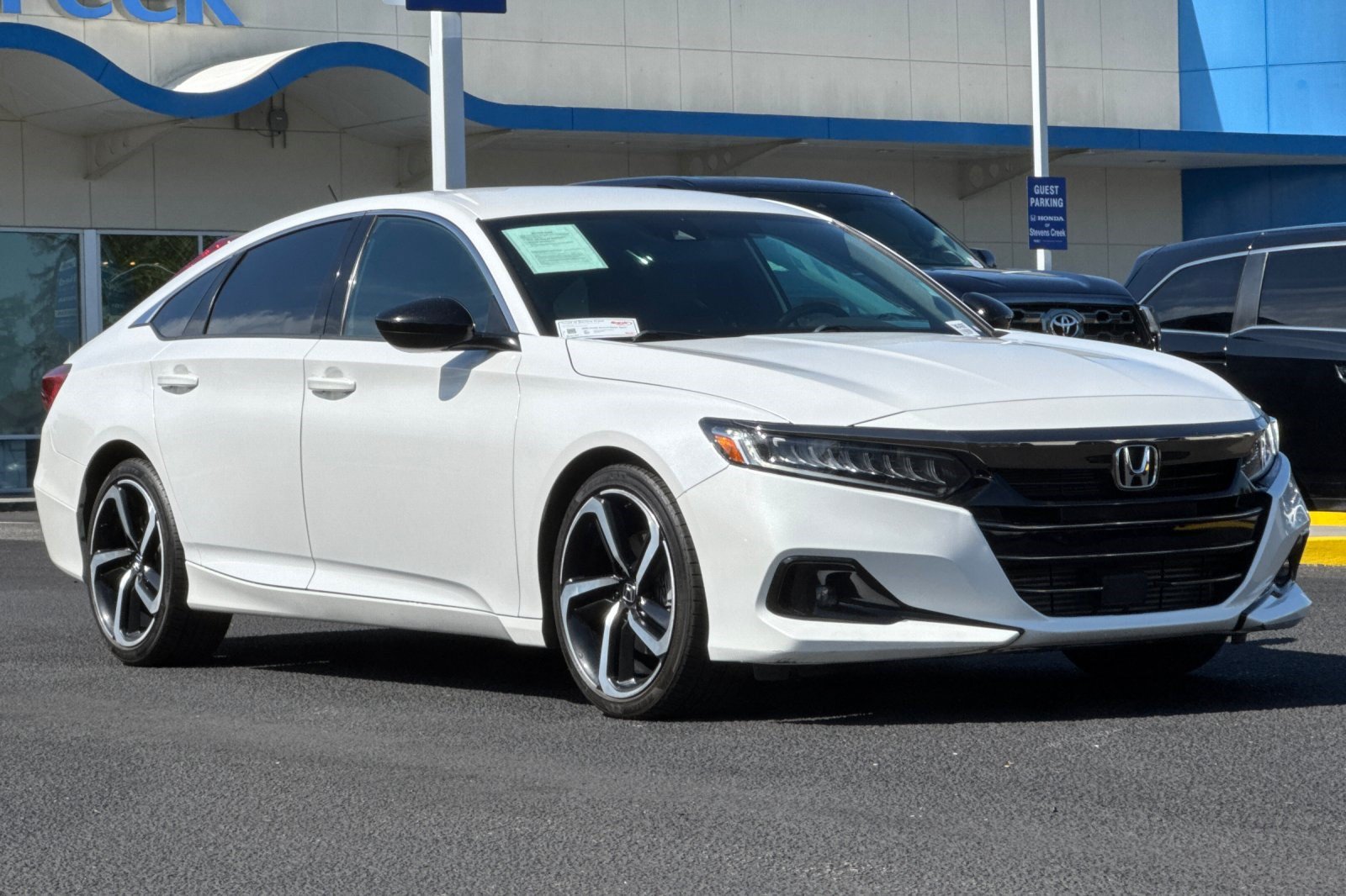 Used 2022 Honda Accord Sport image 6