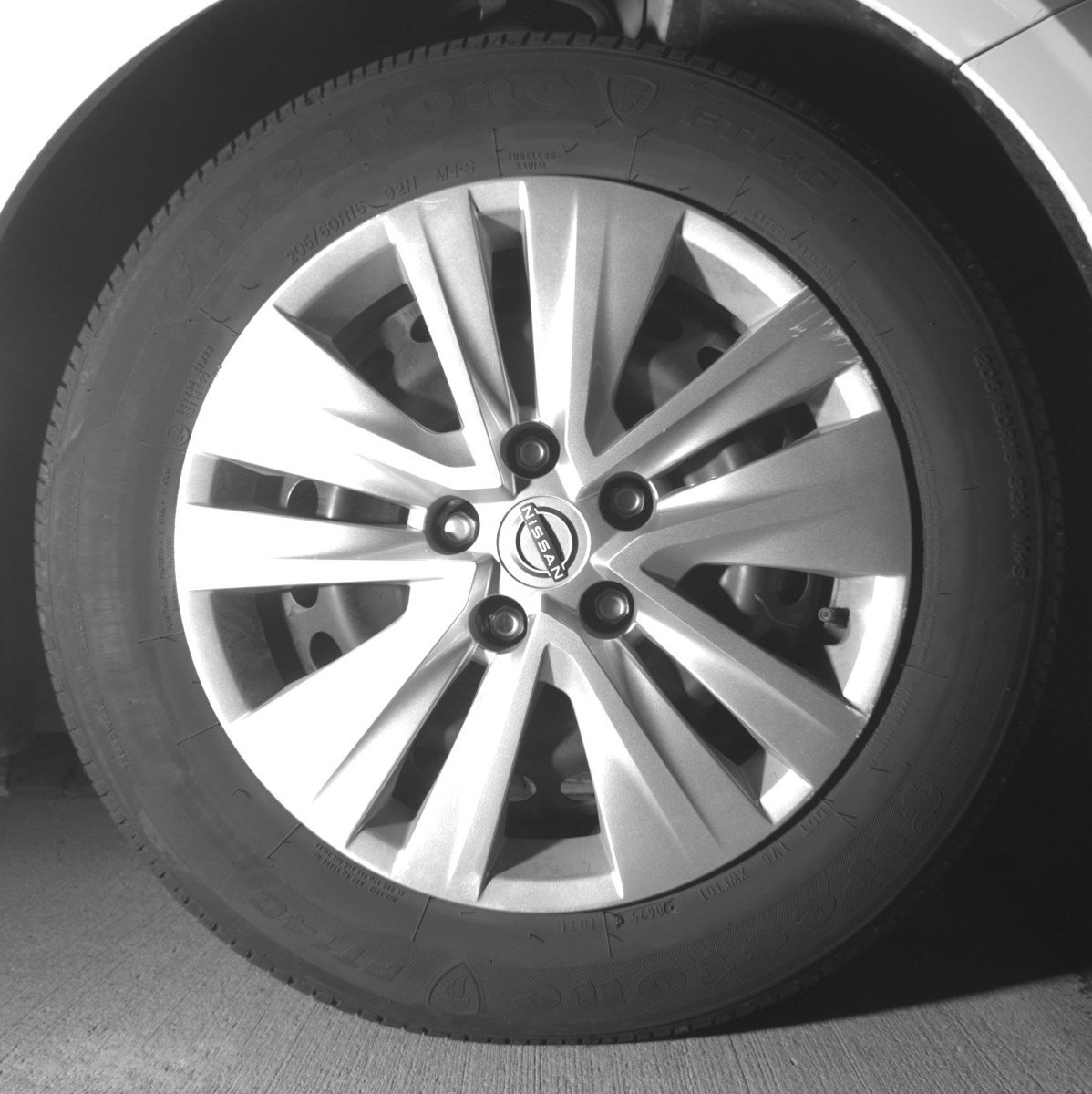 Used 2025 Nissan Sentra S FWD image 13