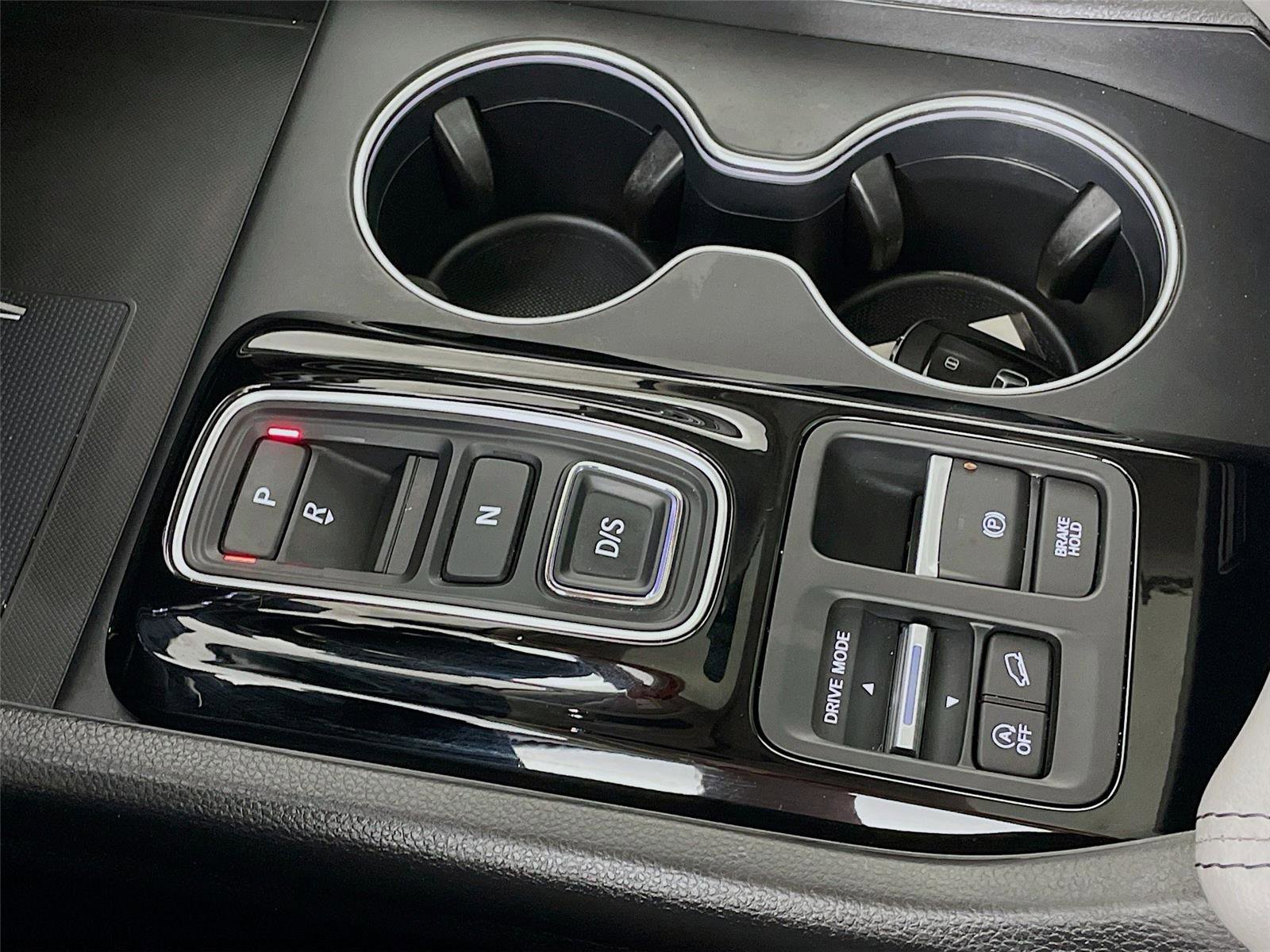 Used 2025 Honda Pilot Touring image 23