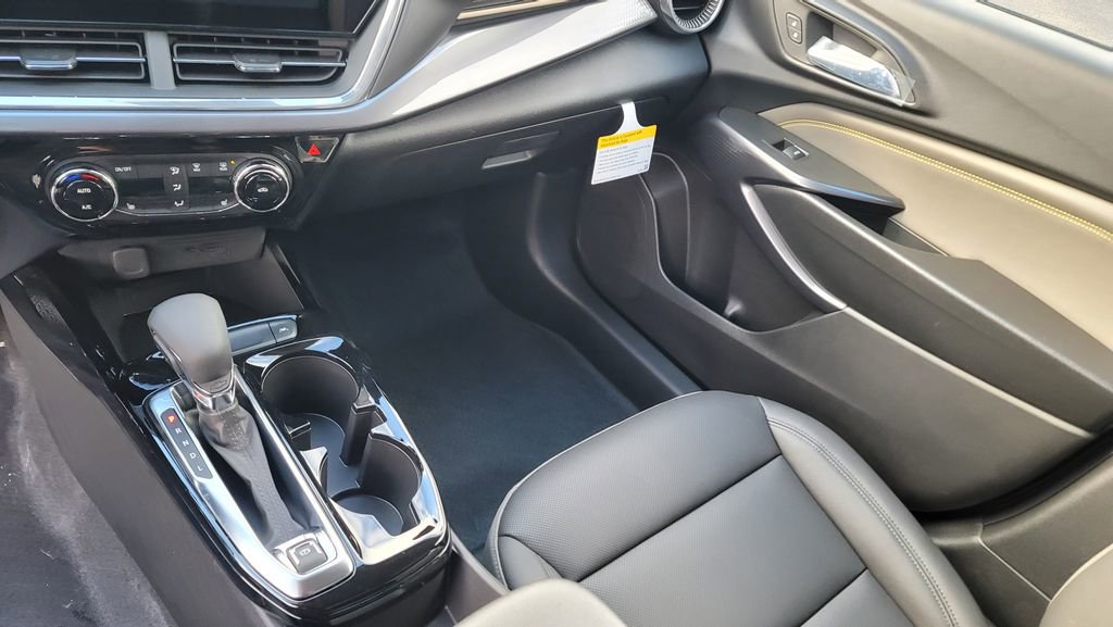 New 2026 Chevrolet Trax ACTIV w/ Driver Confidence Package FWD image 23