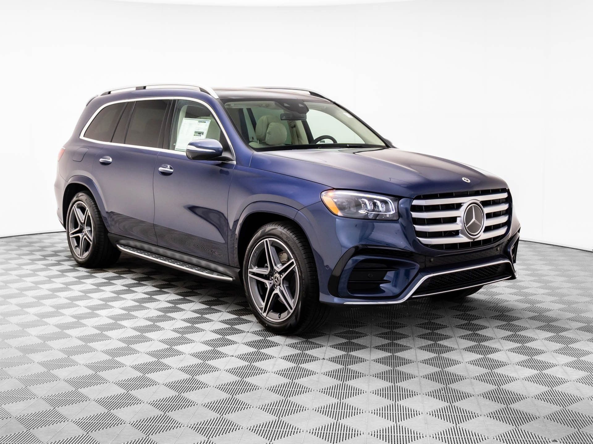 New 2026 Mercedes-Benz GLS 450 4MATIC image 8