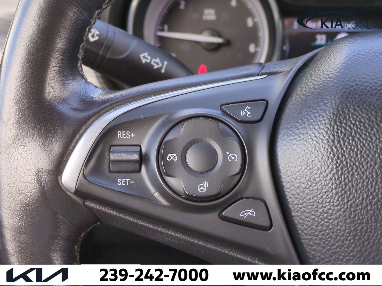 Used 2019 Buick Envision Essence image 27