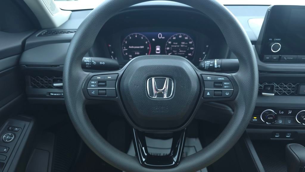 Certified 2025 Honda Accord SE image 27