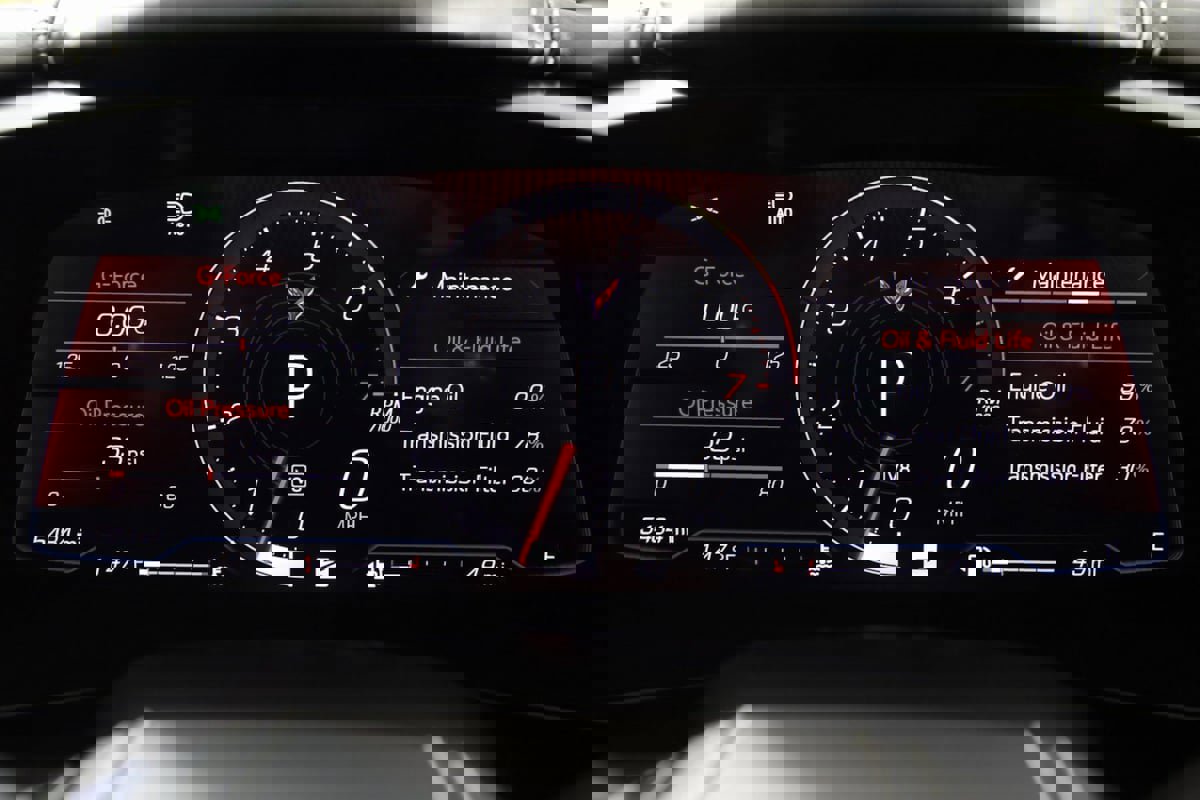 Used 2025 Chevrolet Corvette Stingray Premium Cpe w/ Stealth Interior Trim Package image 24