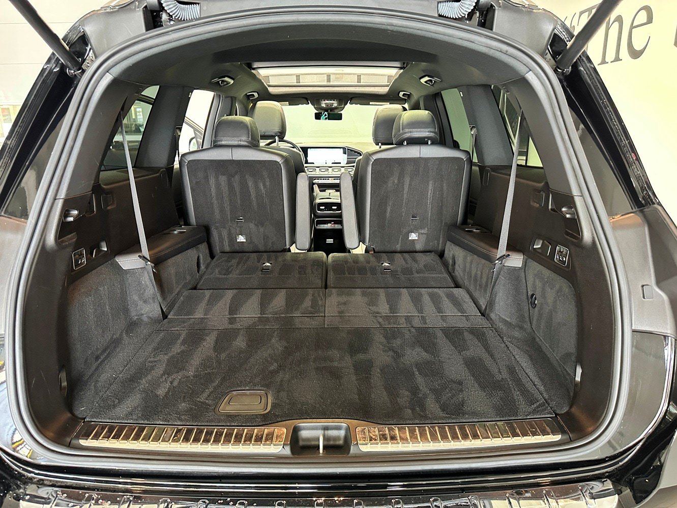Certified 2023 Mercedes-Benz GLS 450 4MATIC image 40