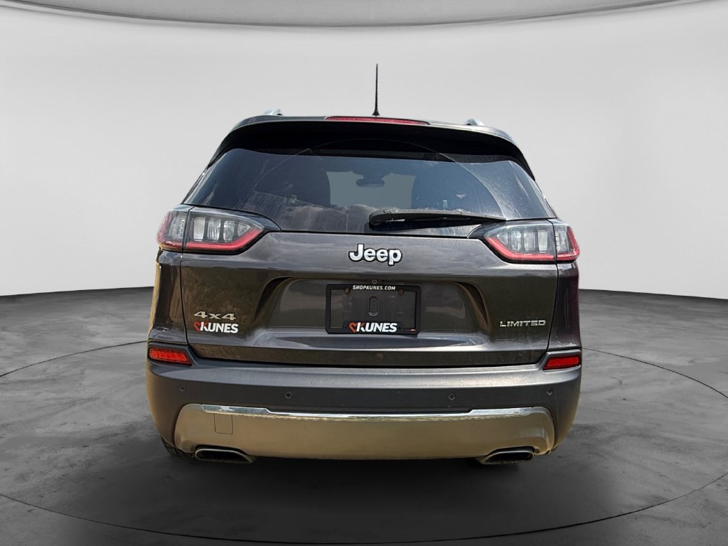 Used 2019 Jeep Cherokee Limited w/ Luxury Group AWD/4WD image 7