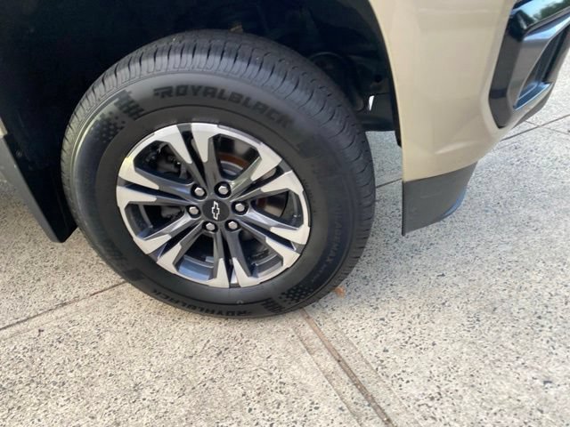 Used 2022 Chevrolet Colorado Z71 AWD/4WD image 25