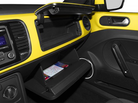 Used 2013 Volkswagen Beetle TDI image 15