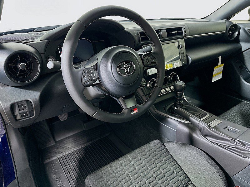 New 2025 Toyota GR86 image 9
