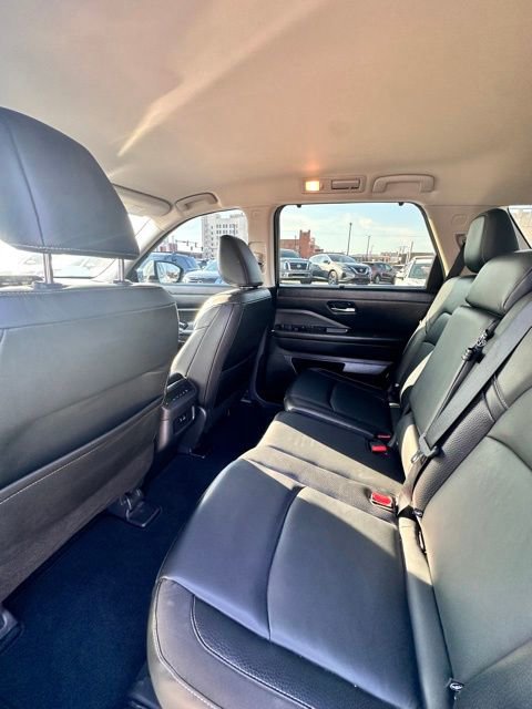 Certified 2022 Nissan Pathfinder SL AWD/4WD image 30