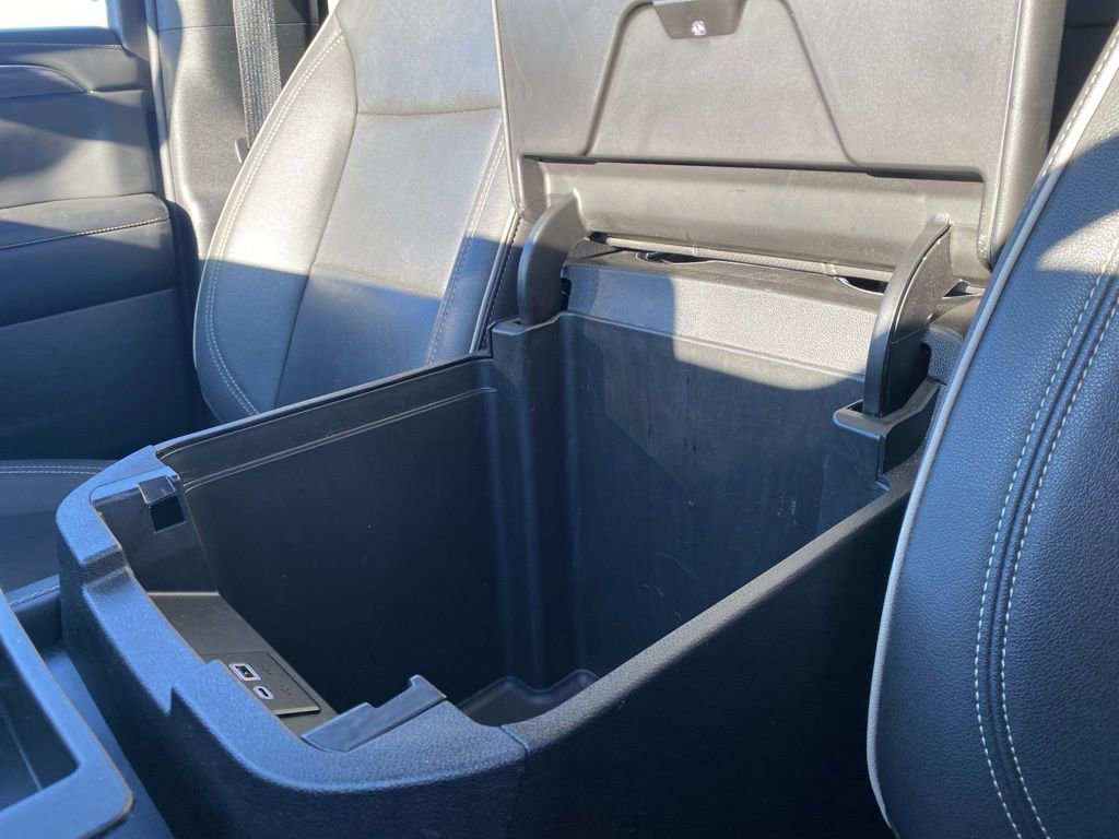 Used 2024 GMC Yukon XL SLT AWD/4WD image 27