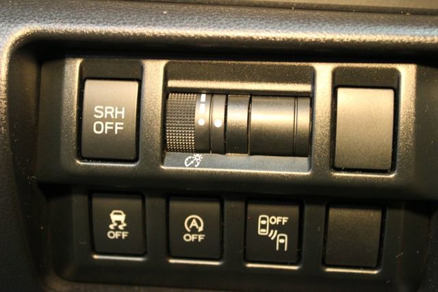 Used 2022 Subaru Crosstrek 2.5i Limited w/ Moonroof Package 2 image 19