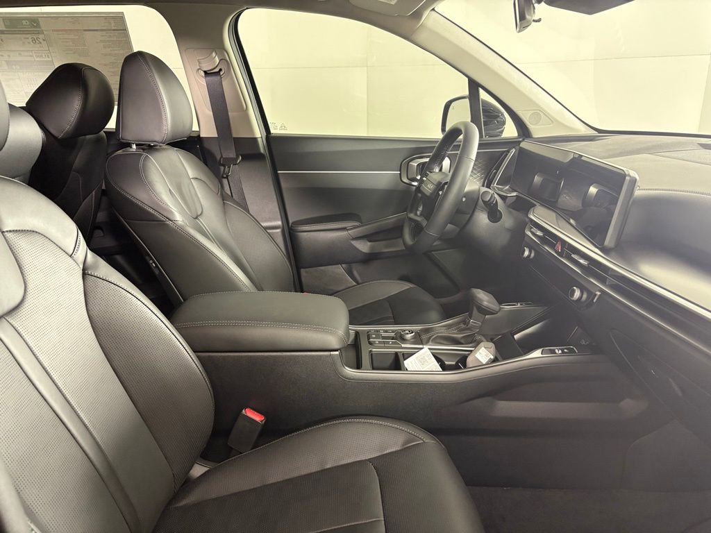 New 2026 Kia Sorento S w/ S Panoramic Sunroof Package image 13