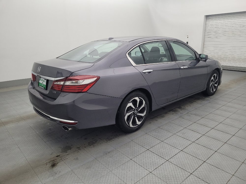 Used 2017 Honda Accord EX-L image 10