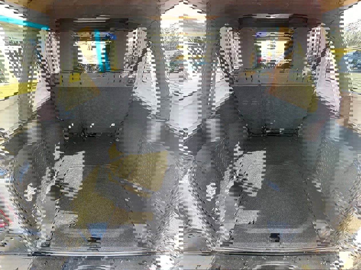 Used 2015 Jeep Wrangler Unlimited Sport image 9