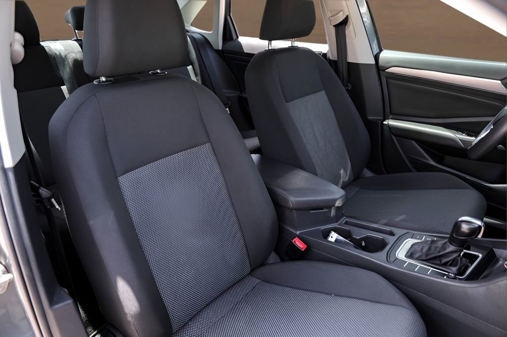 Used 2020 Volkswagen Jetta S w/ Driver Assistance Package FWD image 29