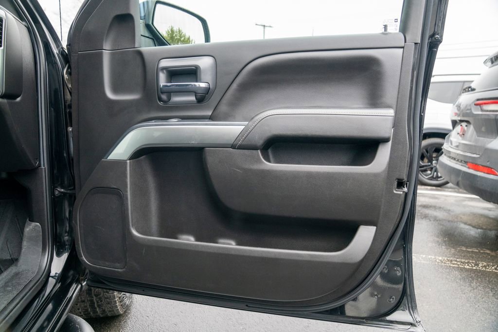 Used 2019 Chevrolet Silverado 1500 LT w/ All Star Edition image 11